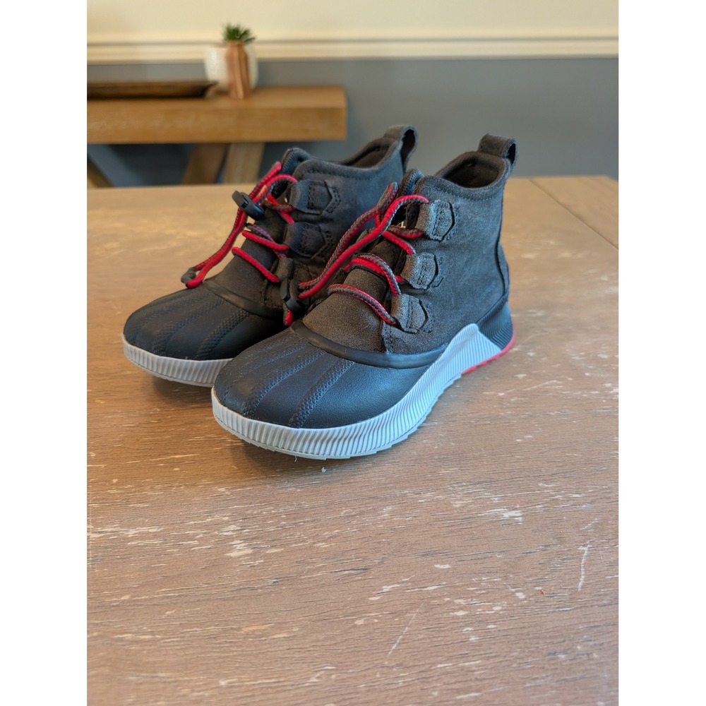 Sorel Kids Out N About Classic Waterproof Duck Boots Charcoal Red size 3 snow